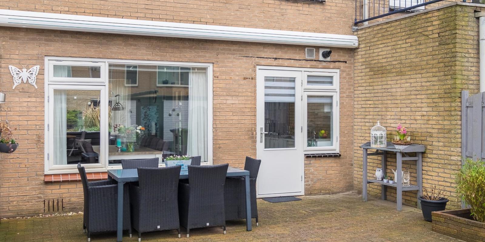achterpui met kozijn